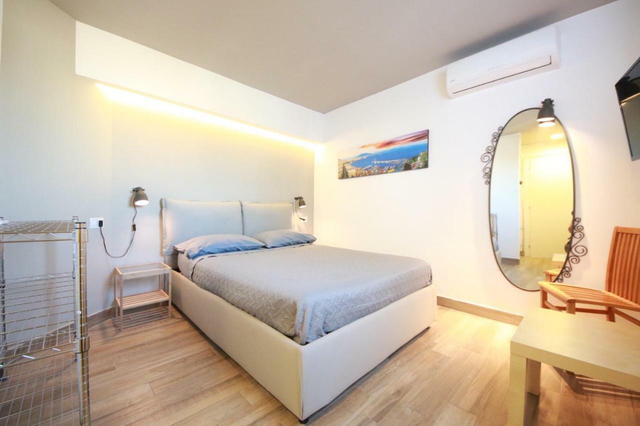 Talismano Luxury Suite & Loft & Alcova & Maison Napoli Exterior foto